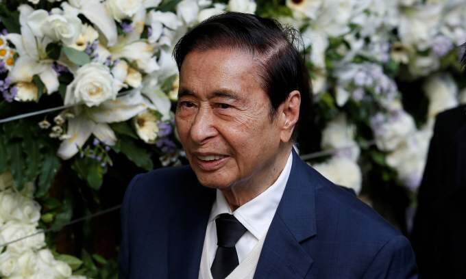 Top Chinese universities honor Hong Kong’s second-richest billionaire Lee Shau Kee for his educational contributions