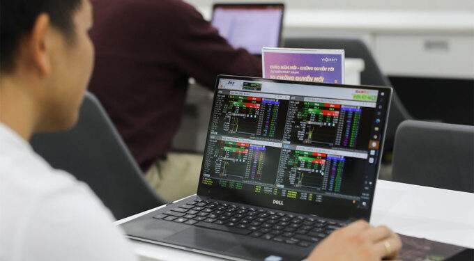 VN-Index on 5-session rising streak VN-Index on 5-session rising streak