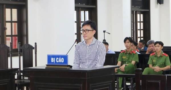 Cán bộ tín dụng chiếm đoạt tiền tỷ của cả ngân hàng lẫn khách hàng