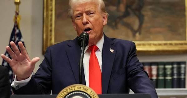 Lo ngại DOGE của Elon Musk cắt giảm quá bừa bãi, ông Trump có động thái kiềm chế, tuyên bố đây là việc dùng ‘dao mổ’ thay vì ‘búa rìu’
