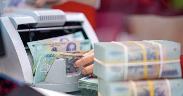 Thêm nhiều ngân hàng giảm lãi suất huy động, có ngân hàng giảm tới 6 lần Thêm nhiều ngân hàng giảm lãi suất huy động, có ngân hàng giảm tới 6 lần