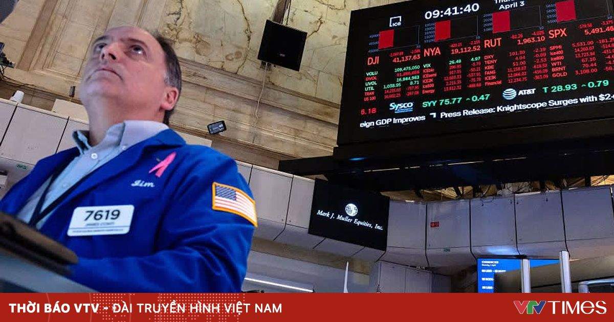 Chứng khoán Mỹ giảm mạnh nhất kể từ năm 2020