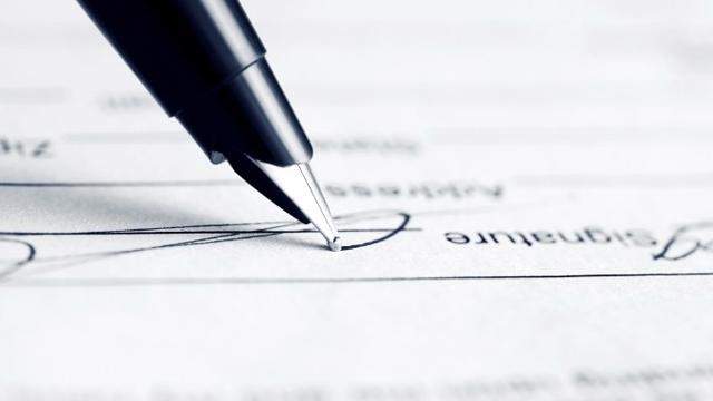 Nhiều giám đốc “tiện tay” ký giúp giám đốc vàng vận chuyển 425 triệu USD