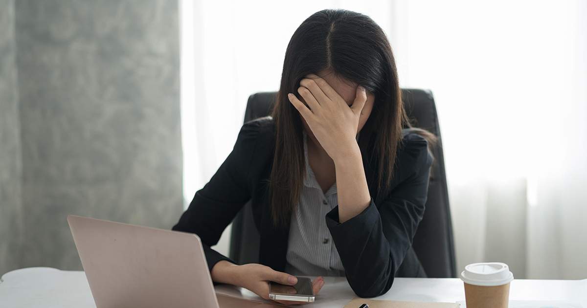 Cười ra nước mắt chuyện lương nhân viên bảo hiểm mỗi tháng mua được một lượng vàng
