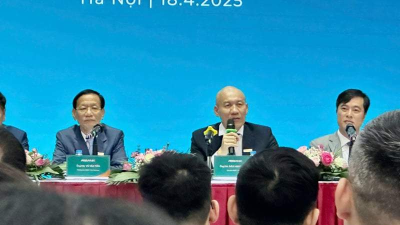 Giữa làn sóng sáp nhập, không để bộ máy đông mà không mạnh