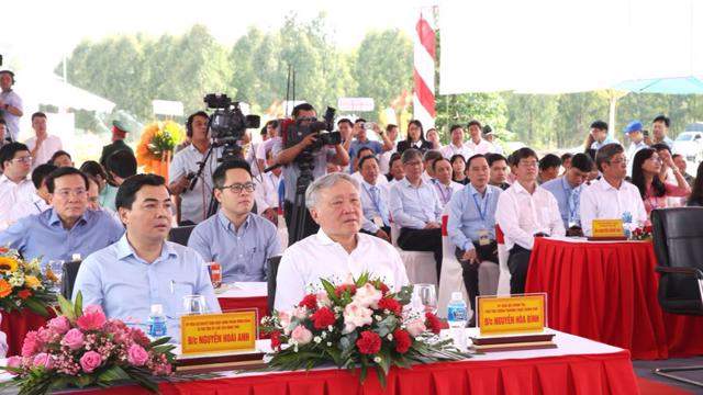 Khánh thành hai công trình đường bộ ven biển tại Bình Thuận