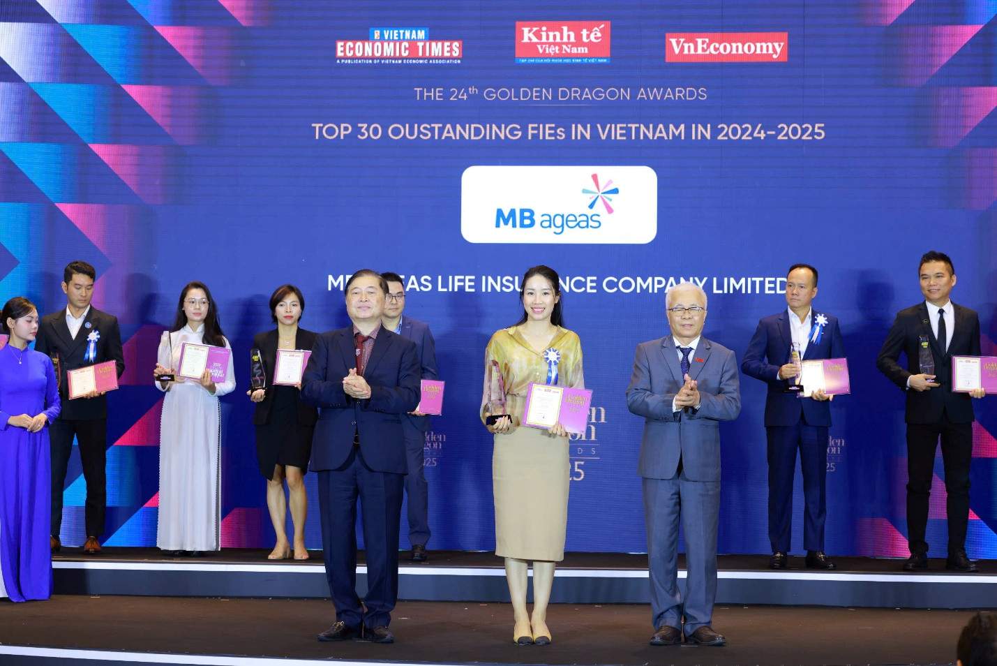 MB Ageas Life lần thứ 3 nhận giải thưởng Rồng Vàng 