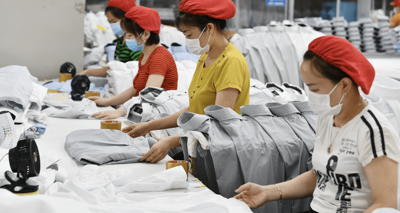 Ông Trump hoãn áp thuế, 3h sáng khách Mỹ gọi gấp doanh nghiệp Việt