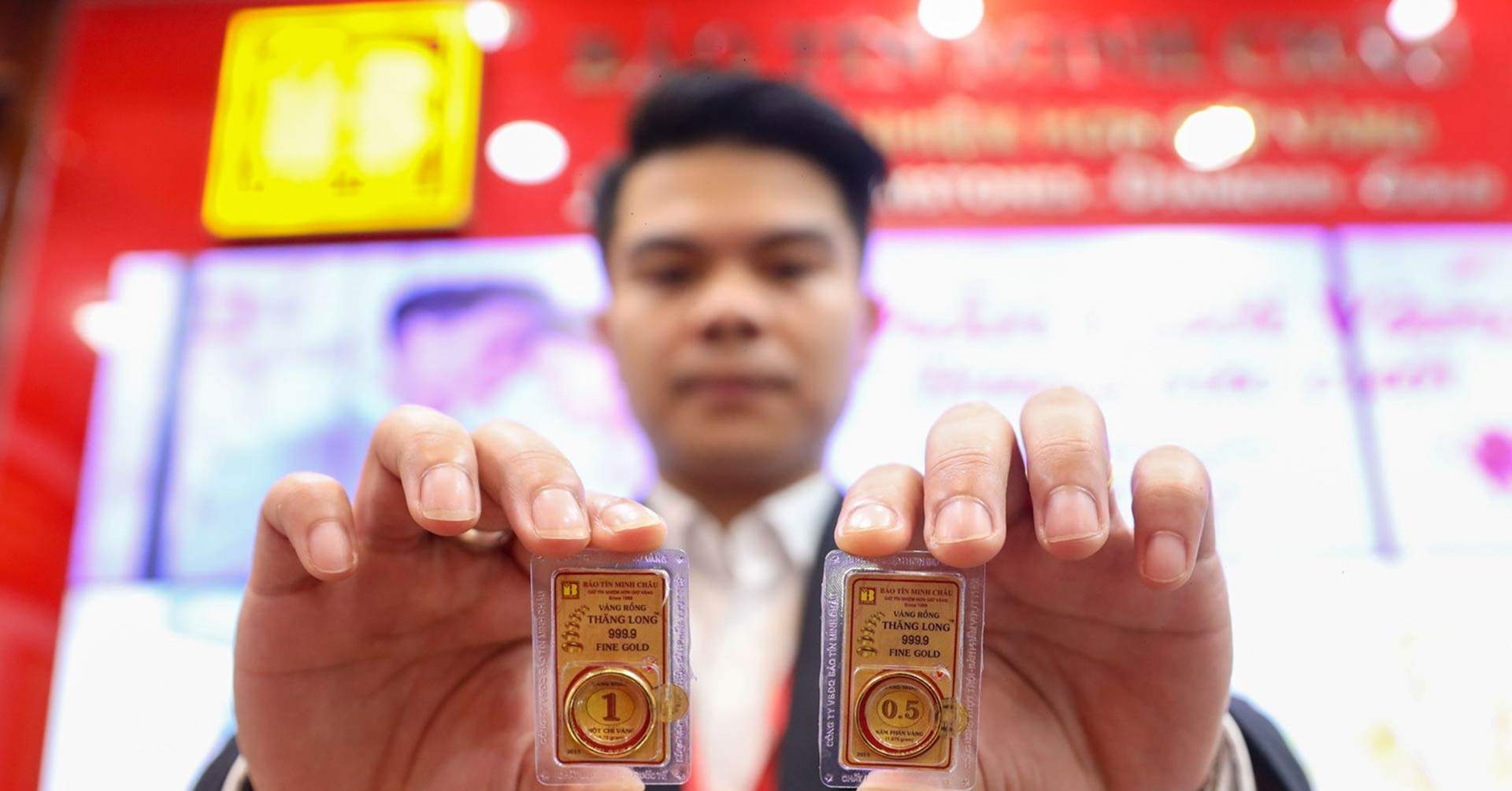 Rủi ro gia tăng, đầu tư vàng cần lưu ý gì?