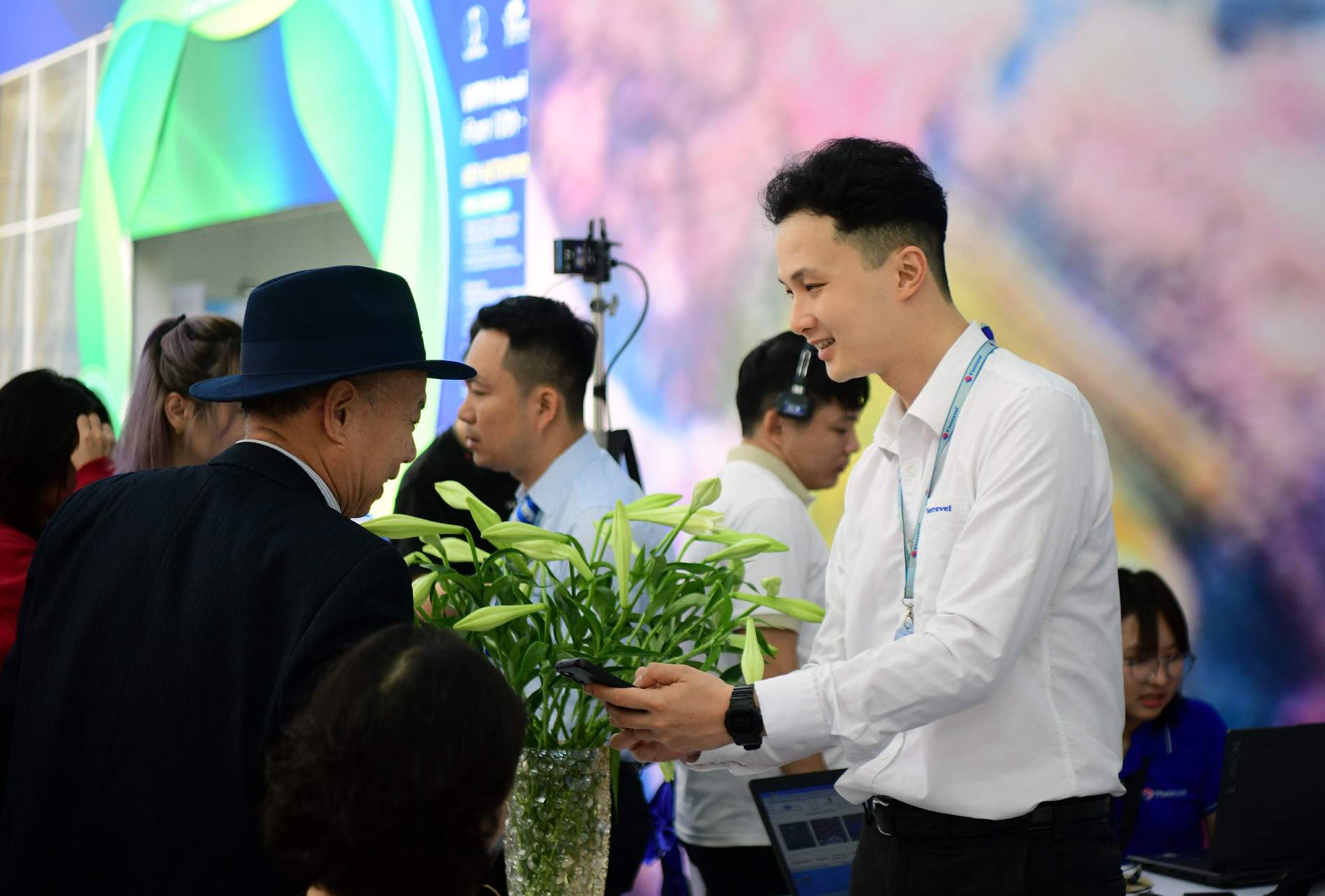 Ứng dụng 200 USD/tháng làm thay cả phòng, AI có ‘cướp’ việc nhân sự du lịch?