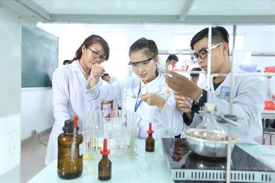 Xây dựng cơ chế, chính sách đặc thù, đột phá để thu hút, trọng dụng nhân tài KH&CN