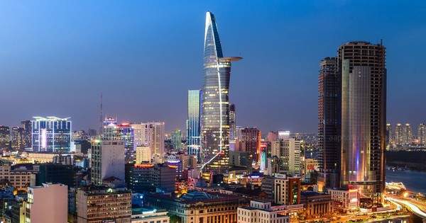 Các ngân hàng đang bơm bao nhiêu vốn cho bất động sản TP. HCM