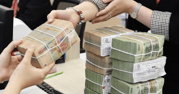 Hai ngân hàng cùng lúc thay chủ tịch