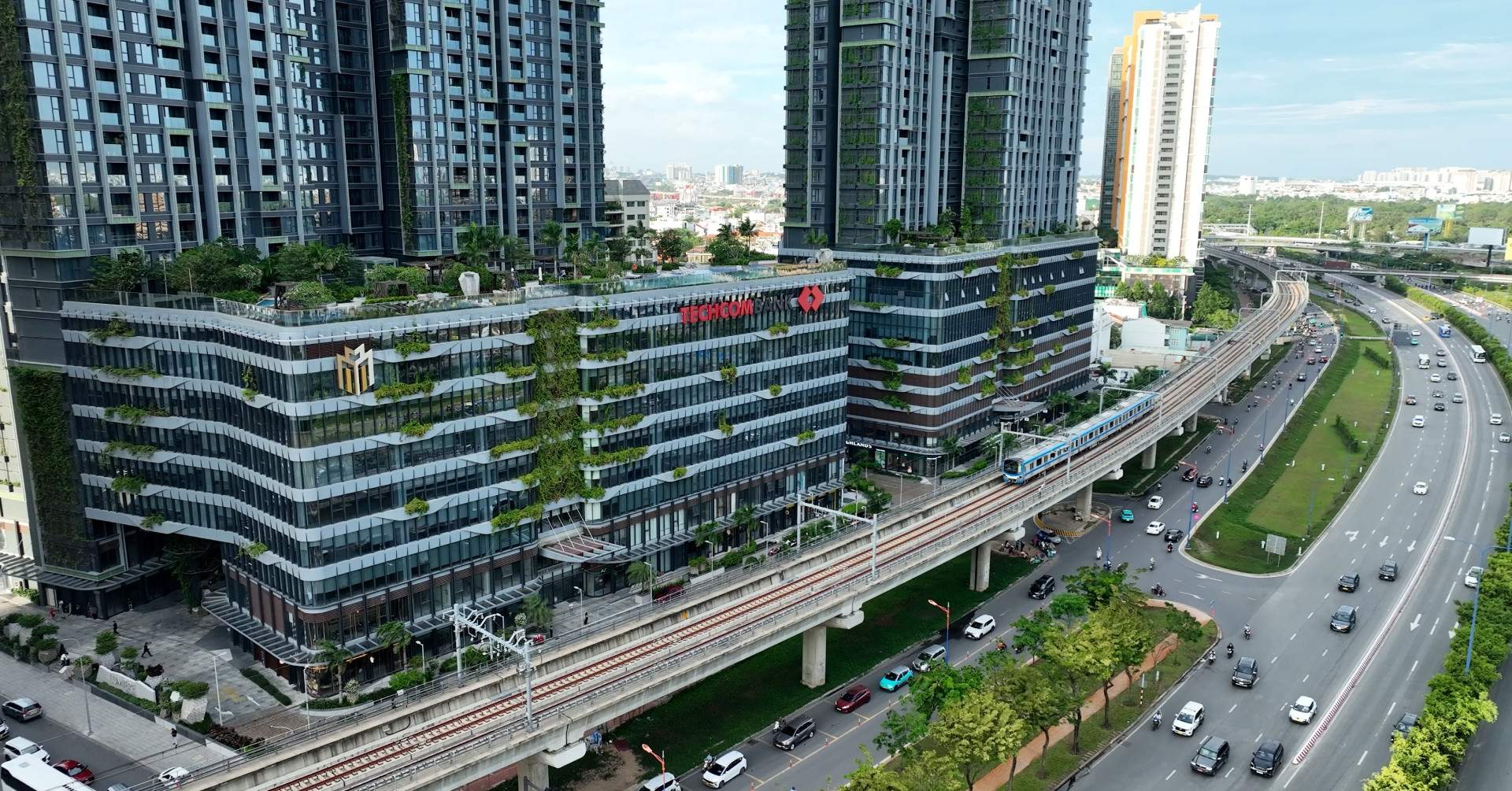 Phát triển bất động sản TOD