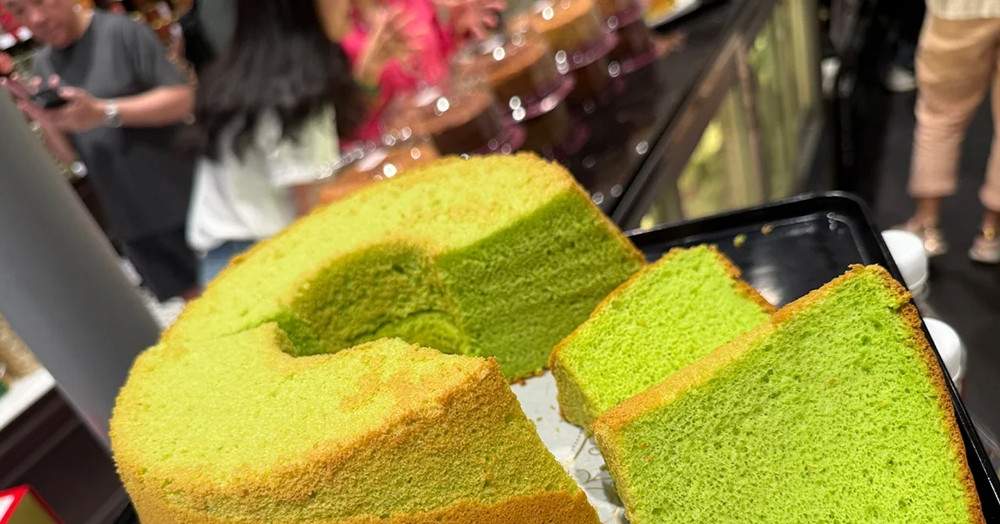 Bánh chiffon lá dứa tạo nên cơn sốt ở Singapore