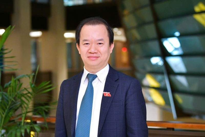 Cần phát triển khoa học xã hội tương tự khoa học tự nhiên và công nghệ Cần phát triển khoa học xã hội tương tự khoa học tự nhiên và công nghệ
