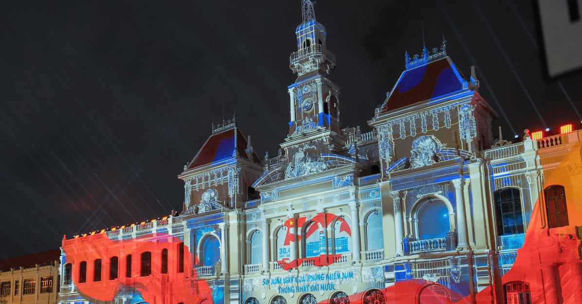 Chuyên gia lưu ý ‘cơn sóng ngắn’ của tăng trưởng kinh tế TPHCM Chuyên gia lưu ý ‘cơn sóng ngắn’ của tăng trưởng kinh tế TPHCM
