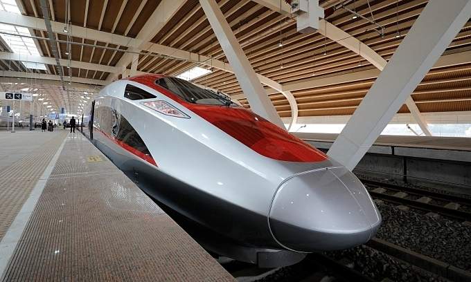What does VinSpeed, founded by Vietnam’s richest man Pham Nhat Vuong, propose for B high-speed rail project?