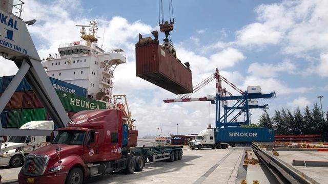 Xuất nhập khẩu đạt trên 313 tỷ USD, khu vực FDI chiếm ưu thế