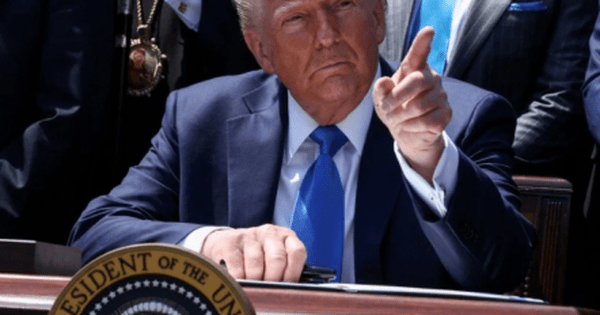 Ông Trump ra tín hiệu giảm thuế với Trung Quốc