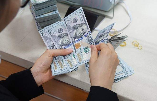 Trong nước đồng loạt ‘thăng hoa’