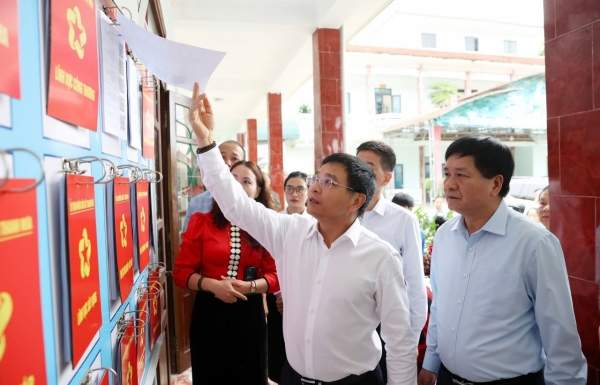 Bộ trưởng Nguyễn Văn Thắng khảo sát thực tế việc triển khai mô hình chính quyền hai cấp tại Điện Biên Bộ trưởng Nguyễn Văn Thắng khảo sát thực tế việc triển khai mô hình chính quyền hai cấp tại Điện Biên