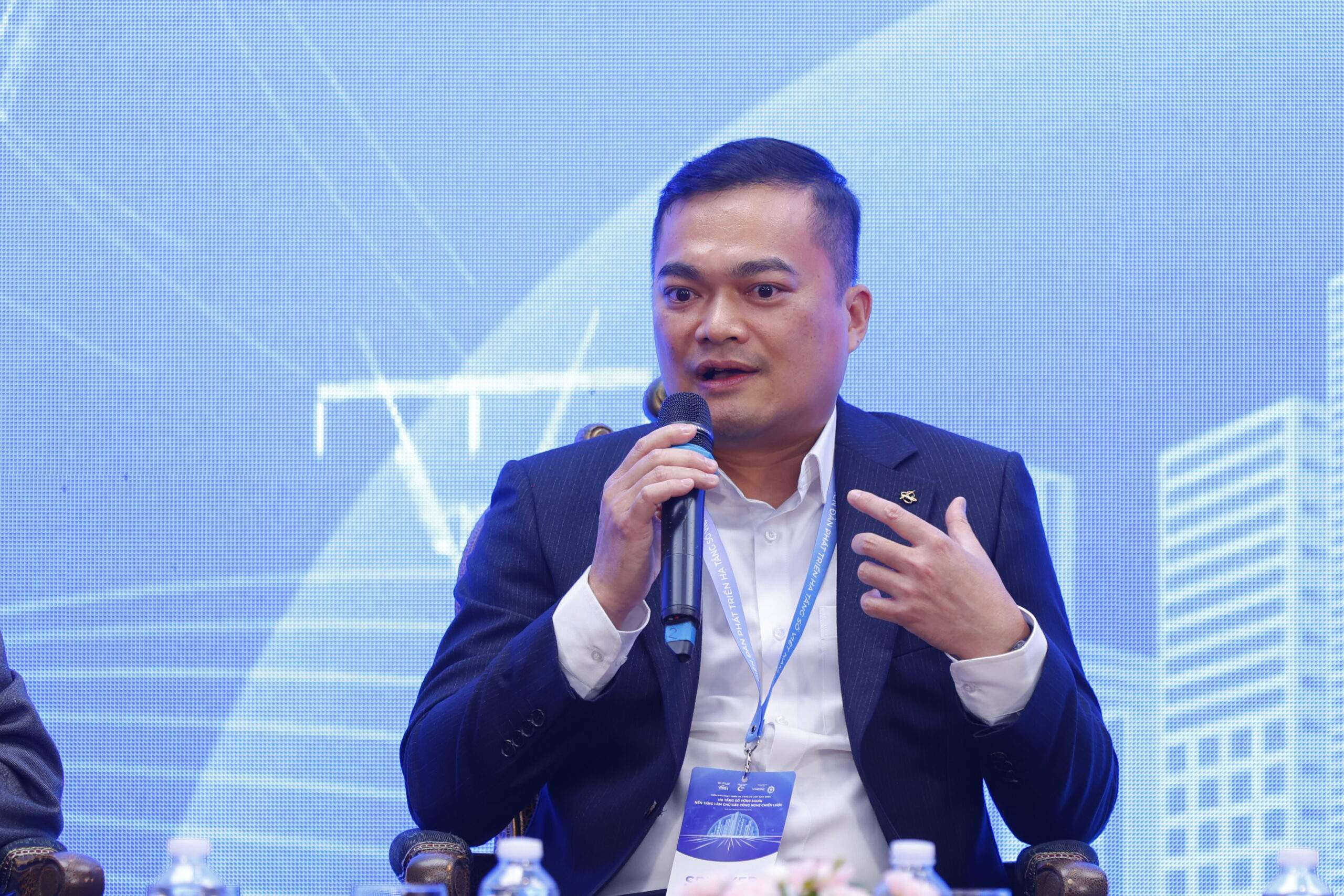 Chuyển đổi hoàn toàn sang IPv6-only năm 2032 của Việt Nam là kế hoạch "rất táo bạo" Chuyển đổi hoàn toàn sang IPv6-only năm 2032 của Việt Nam là kế hoạch "rất táo bạo"