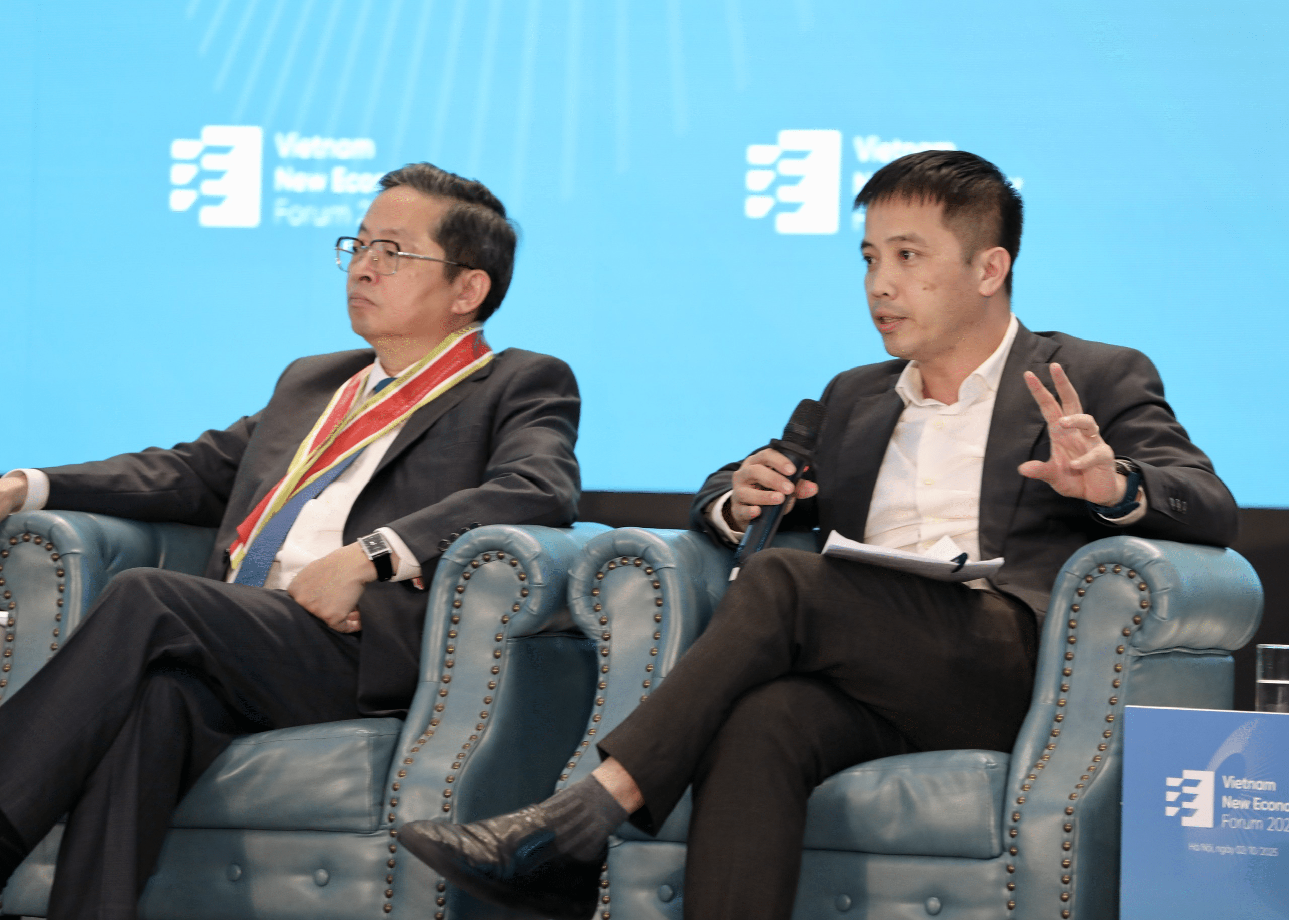 Diễn đàn VNEF 2025: Doanh nghiệp đề xuất giải pháp tăng cường nội lực, nâng cao vị thế Việt Nam trong chuỗi giá trị toàn cầu
