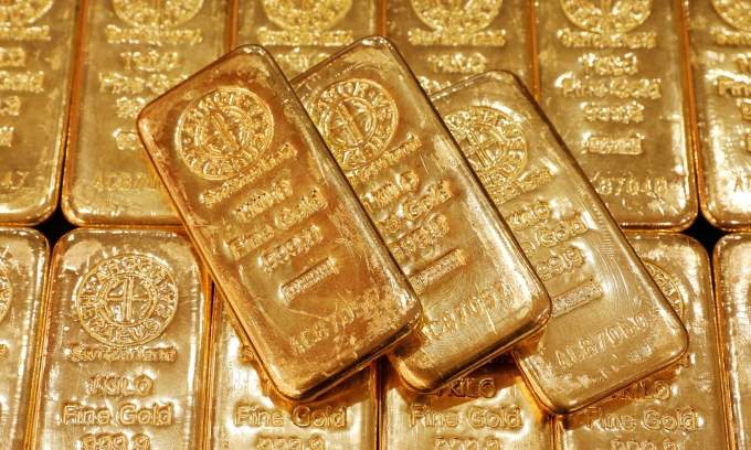 Gold rush in Singapore amid record-breaking prices