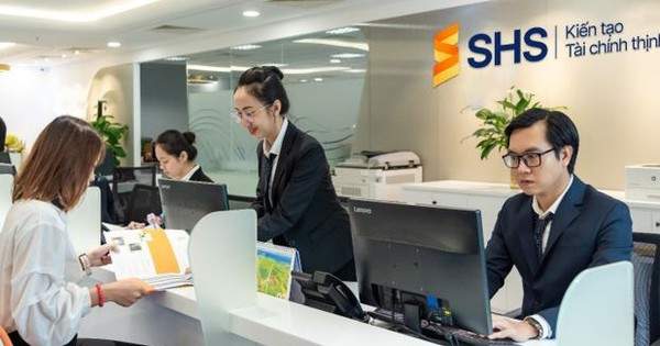 SHS được VIS Rating xếp hạng tín nhiệm ở mức A, triển vọng “Ổn định” SHS được VIS Rating xếp hạng tín nhiệm ở mức A, triển vọng “Ổn định”