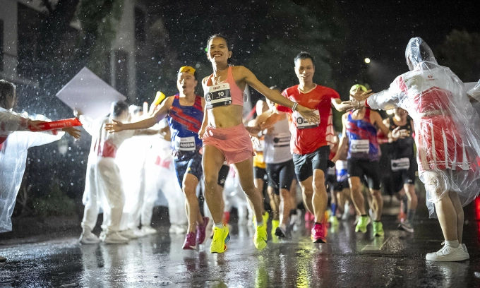Techcombank Hanoi International Marathon 2025 unveils race kits and digital tools Techcombank Hanoi International Marathon 2025 unveils race kits and digital tools