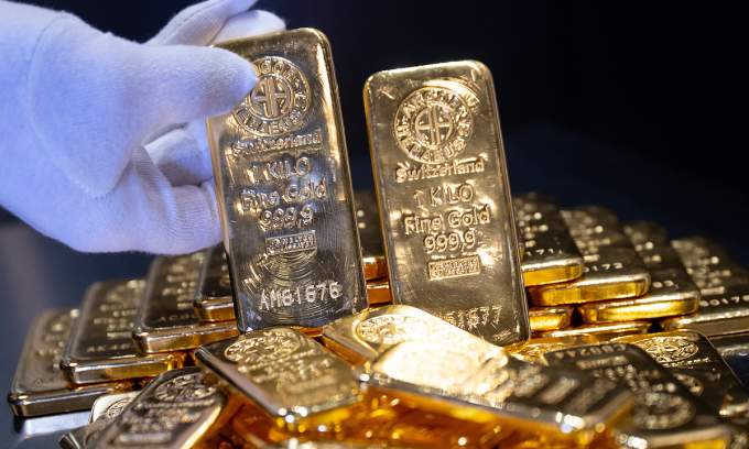 Which country sold all of its gold reserves? Which country sold all of its gold reserves?