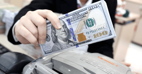 Chiều 22-10, giá USD tự do gây bất ngờ
