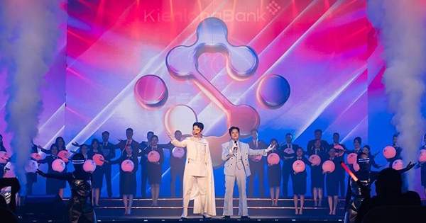 “Concert công nghệ” của KienlongBank viết tiếp hành trình 30 năm “Kết nối giá trị” “Concert công nghệ” của KienlongBank viết tiếp hành trình 30 năm “Kết nối giá trị”