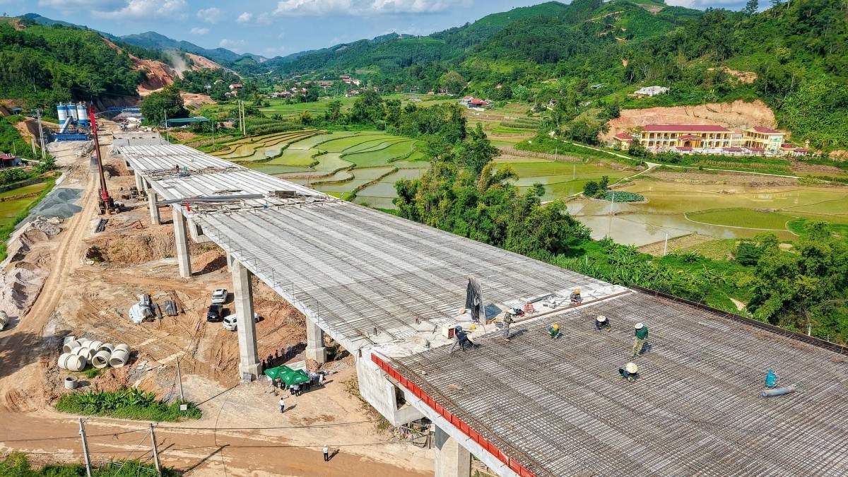 Hòa Phát cung cấp cáp dự ứng lực vào hàng loạt công trình trọng điểm