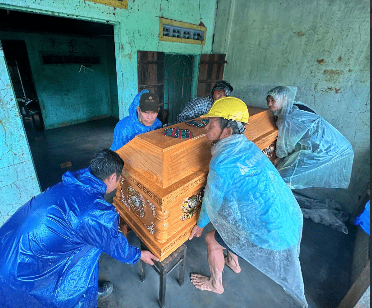 Lũ lịch sử tàn phá Nam Trung Bộ, 102 người chết, mất tích