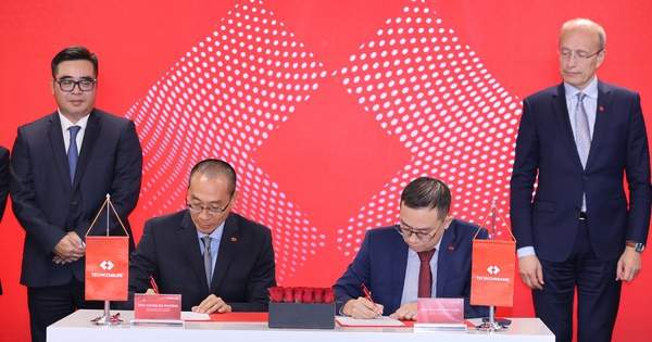 Techcombank chính thức phân phối sản phẩm Techcom Life, nâng tầm trải nghiệm bảo hiểm cho khách hàng Việt