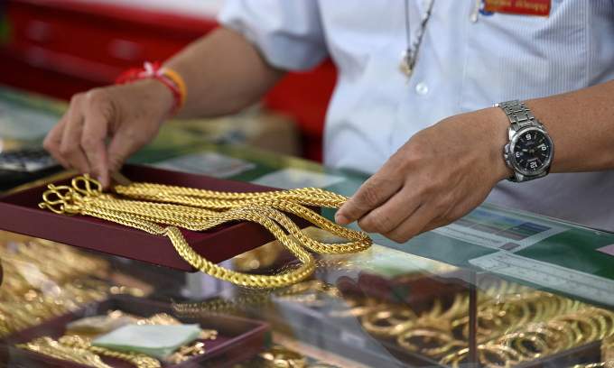 Thailand to tighten gold trading rules to hamper currency gain Thailand to tighten gold trading rules to hamper currency gain