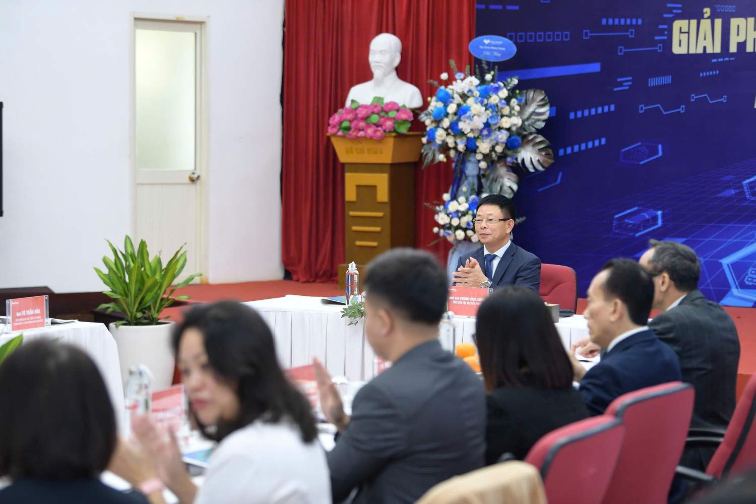 Thí điểm thị trường tài sản mã hóa 200 tỷ USD, cân nhắc 21 triệu nhà đầu tư sở hữu tài sản mã hóa