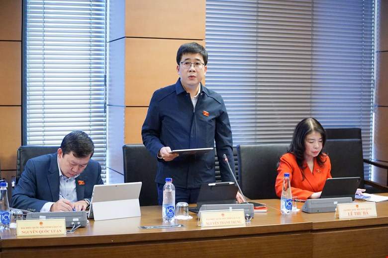 Tranh luận quanh đề xuất rút gọn biểu thuế thu nhập cá nhân từ 7 bậc xuống 5 bậc