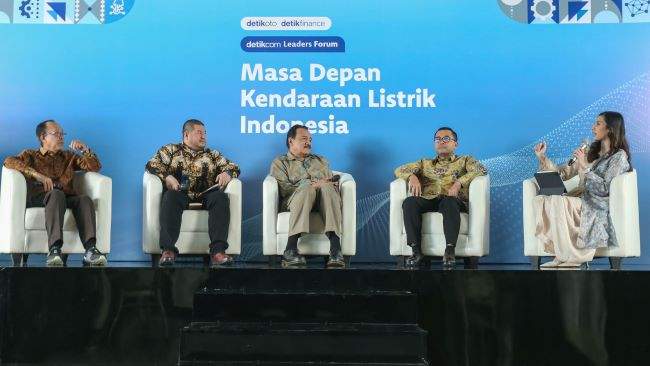 VinFast tham gia định hình lộ trình xe điện tại Indonesia