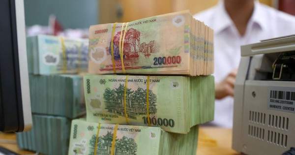 Thêm hai ngân hàng điều chỉnh tăng, OCB lên kịch trần