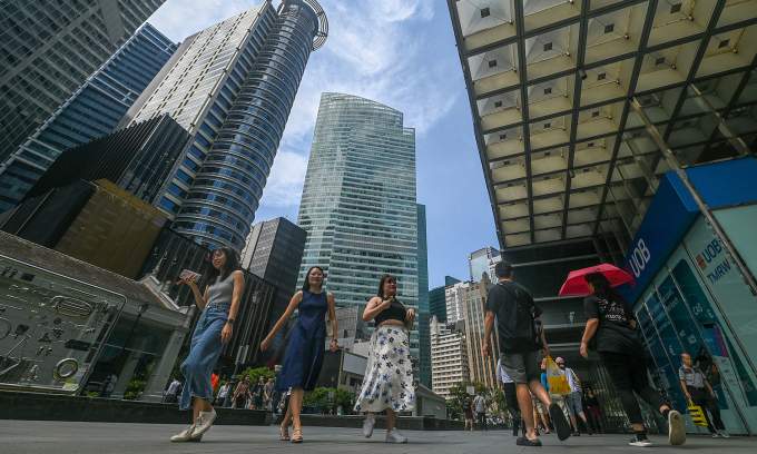 950,000 Singaporean households to receive utility rebates in January