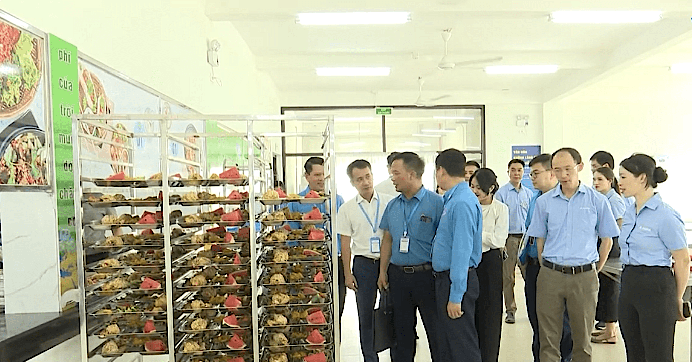 Công đoàn Việt Nam chú trọng xây dựng đội ngũ cán bộ chuyên trách