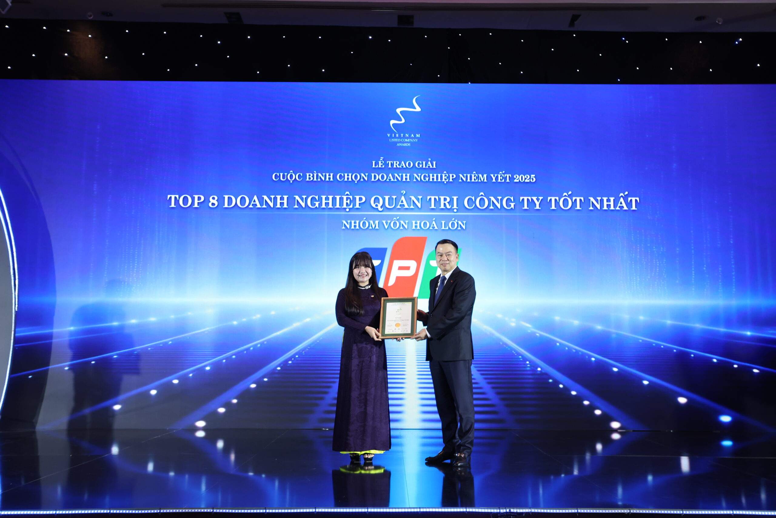 FPT đứng trong Top 8 Doanh nghiệp quản trị công ty tốt nhất FPT đứng trong Top 8 Doanh nghiệp quản trị công ty tốt nhất