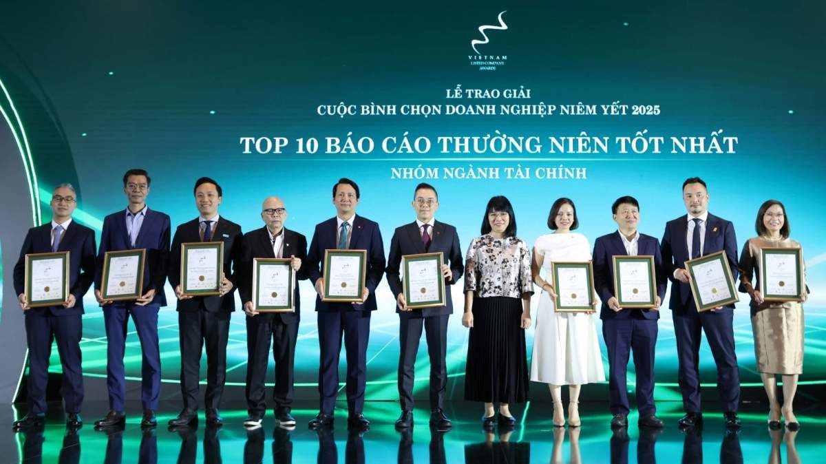 Listed companies honoured for information transparency Listed companies honoured for information transparency