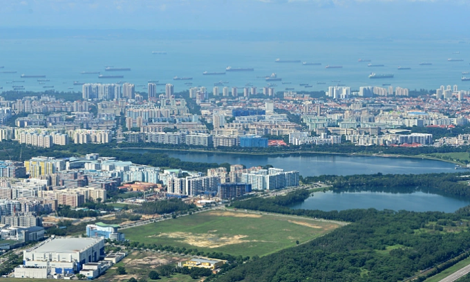 Property firm of Malaysia’s richest man Robert Kuok sets top bid of 8M for Singapore residential site