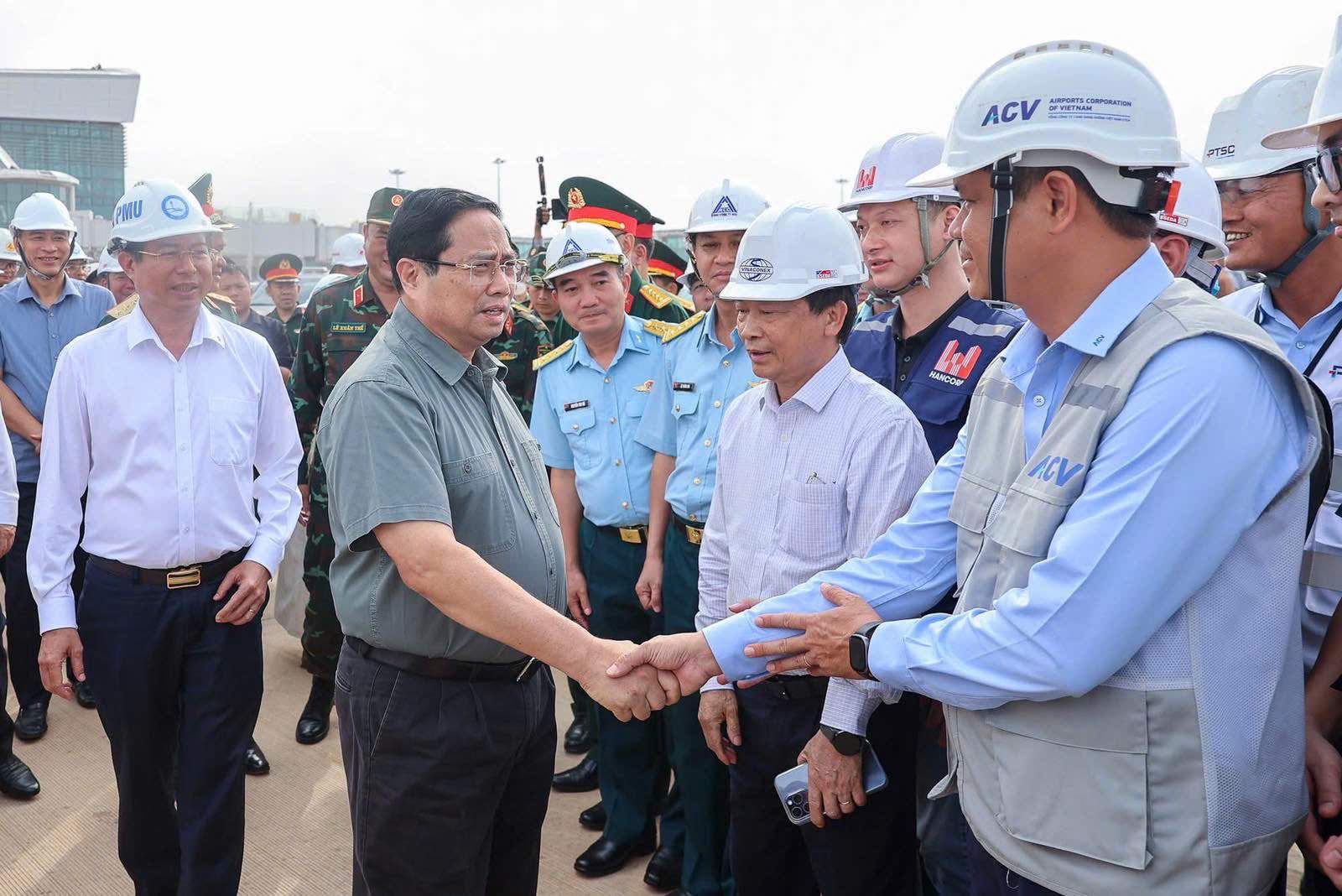 Thủ tướng chỉ đạo khẩn trương chuẩn bị lễ khởi công, khánh thành các dự án chào mừng Đại hội XIV