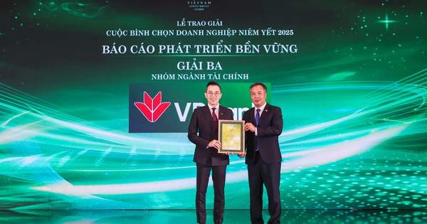 VPBank nhận cú đúp giải thưởng Báo cáo Thường niên, Báo cáo Phát triển Bền vững VPBank nhận cú đúp giải thưởng Báo cáo Thường niên, Báo cáo Phát triển Bền vững