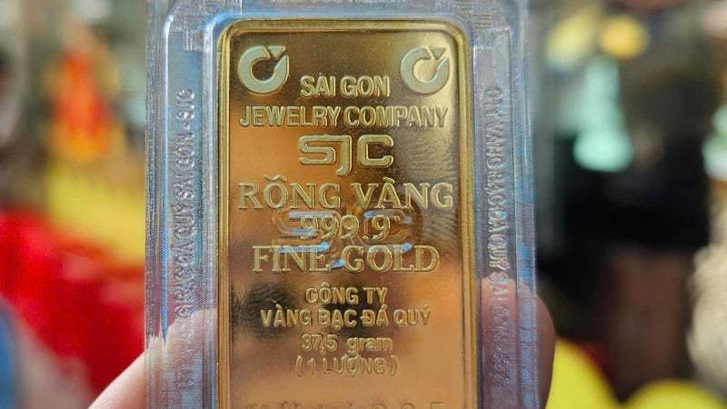 Vàng SJC tiếp đà giảm mạnh từ đỉnh nhưng sẽ sớm hồi phục?